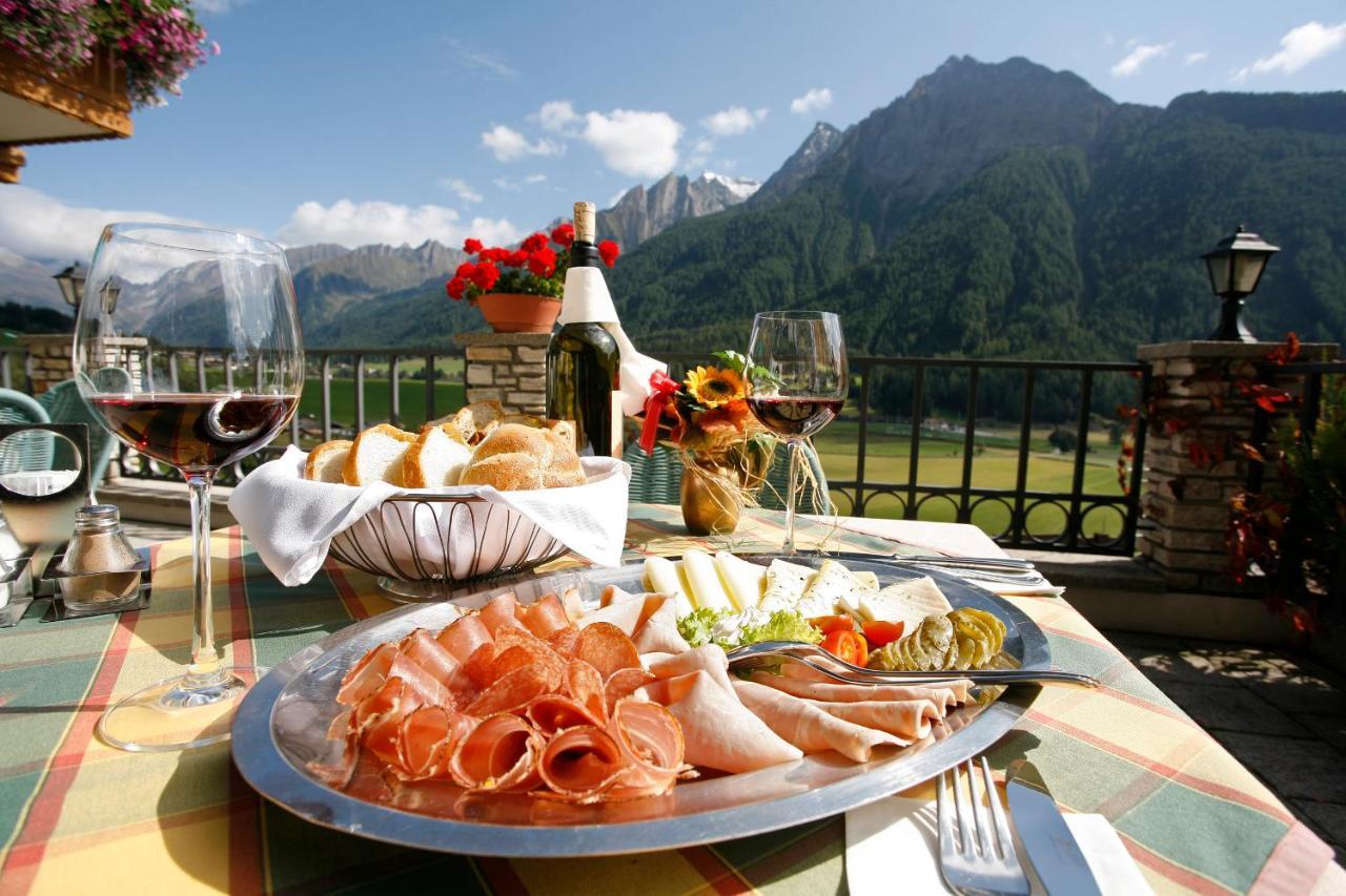 Hotel Kranebitt Val di Vizze Buitenkant foto