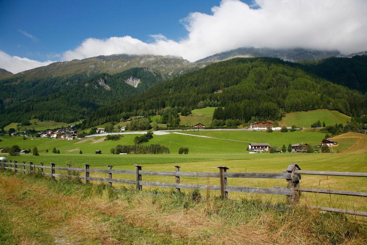 Hotel Kranebitt Val di Vizze Buitenkant foto