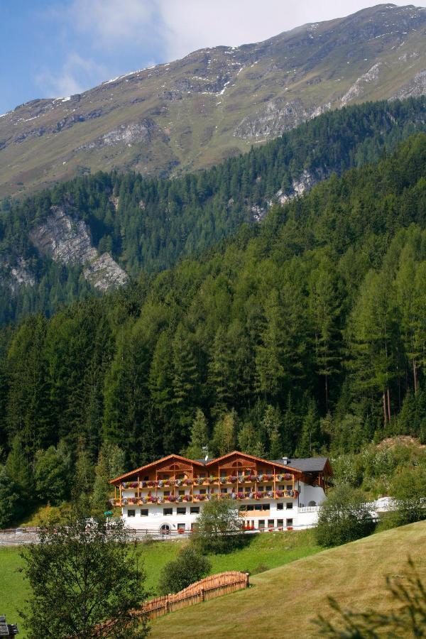 Hotel Kranebitt Val di Vizze Buitenkant foto