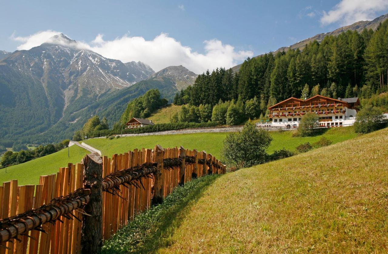 Hotel Kranebitt Val di Vizze Buitenkant foto