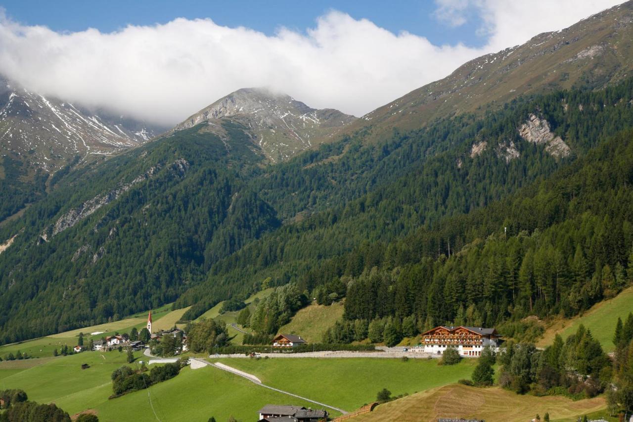 Hotel Kranebitt Val di Vizze Buitenkant foto