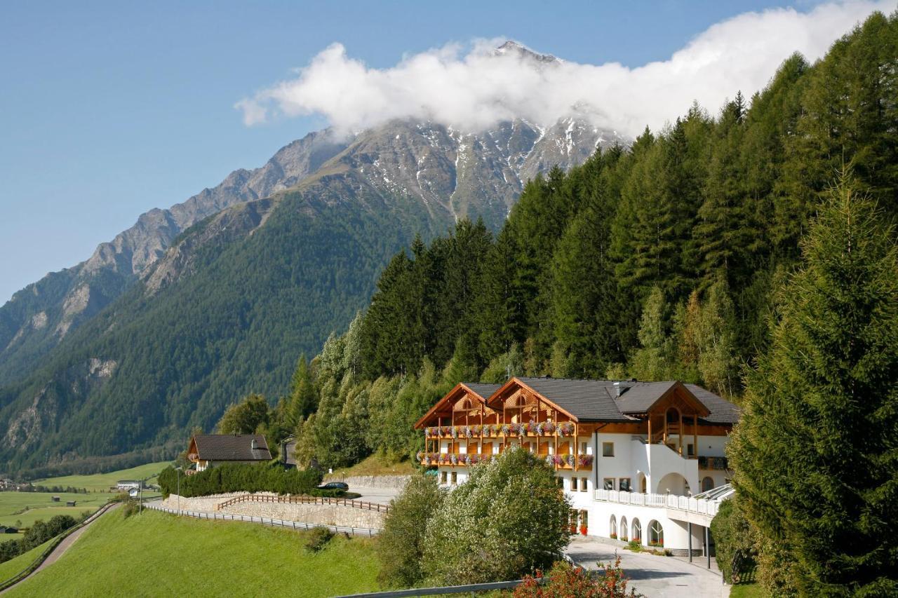 Hotel Kranebitt Val di Vizze Buitenkant foto
