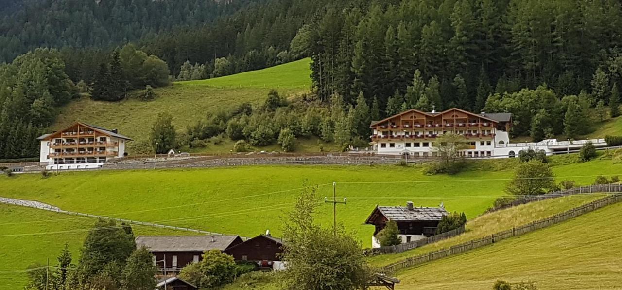 Hotel Kranebitt Val di Vizze Buitenkant foto